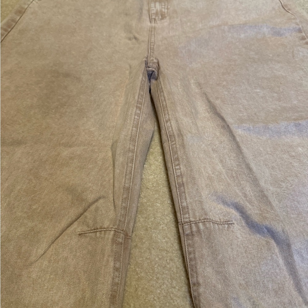 white birch Wide-Leg Jeans in Taupe - Picture 3 of 8